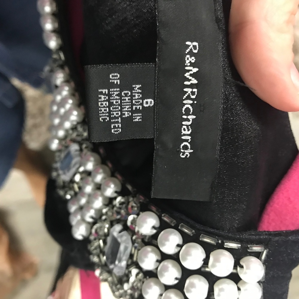 Dress - Picture 3 of 4